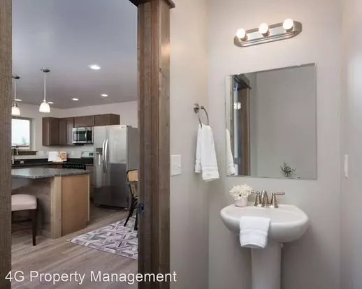 2006 Ross Way Apartment for rent in Belgrade, MT
