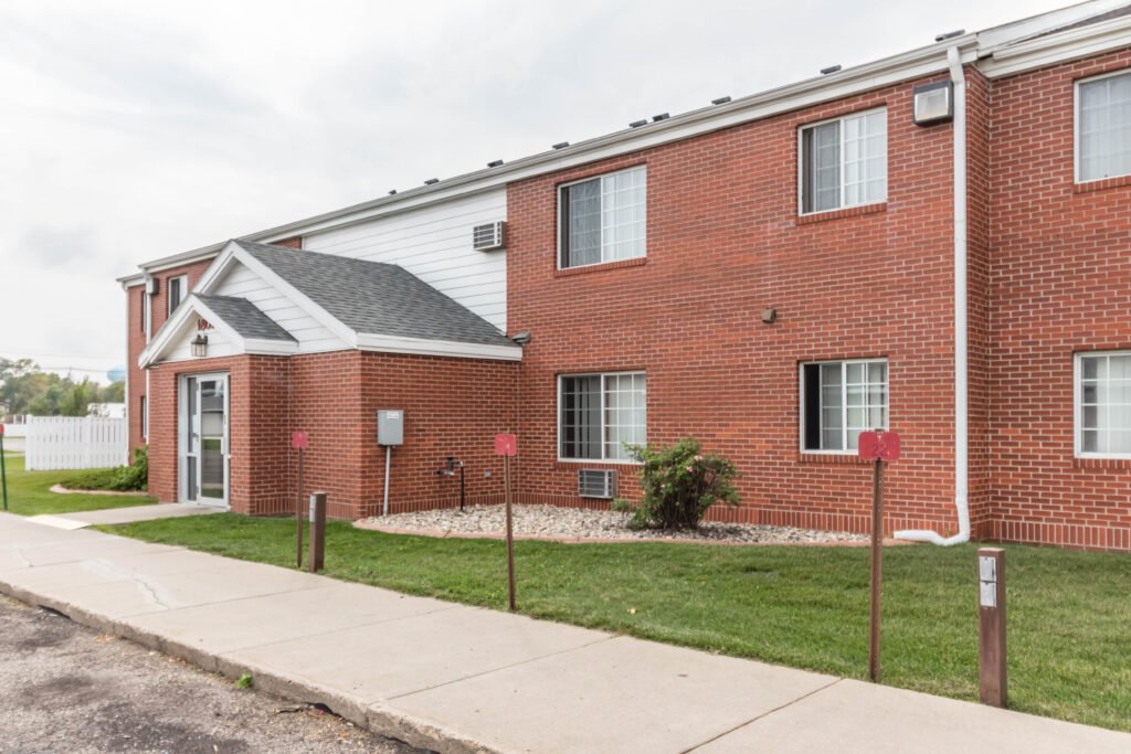Cornell Apartments Watertown, SD Rentable