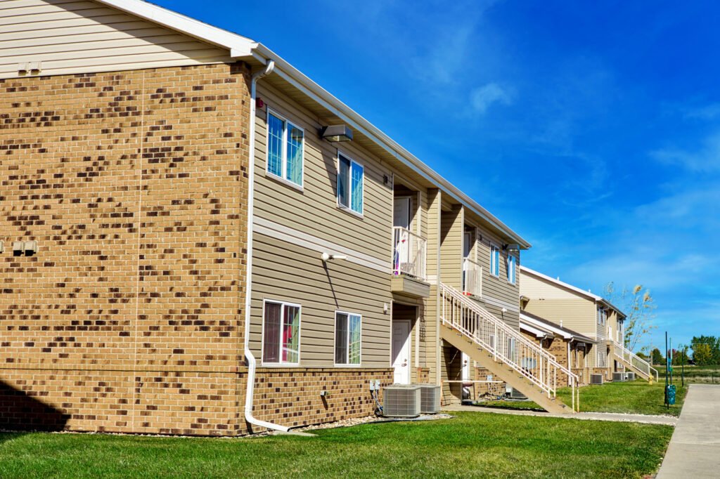 Falls Park Apartments Sioux Falls, SD Rentable