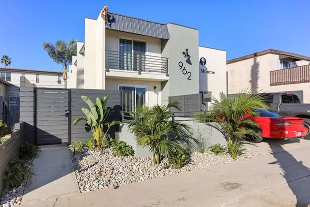962 Thomas Ave Apartment for rent in San Diego, CA