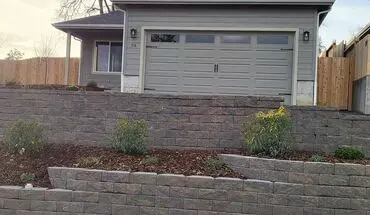 2 of 21 54 SW Western Ave House for rent in Grants Pass, OR