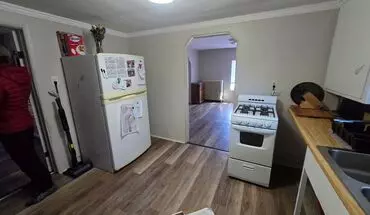 2 of 5 6901-13 W Mitchell St Apartment for rent in West Allis, WI