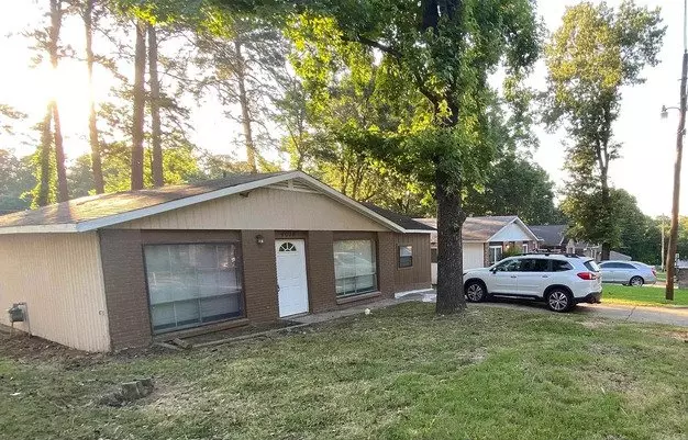 4018 Elam St Apartment for rent in Little Rock, AR