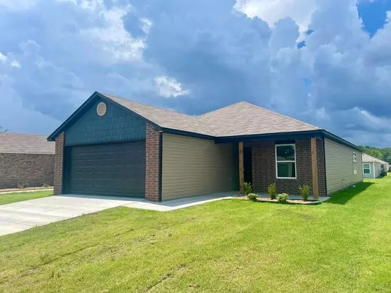 7 Fallen Oak Apartment for rent in Conway, AR