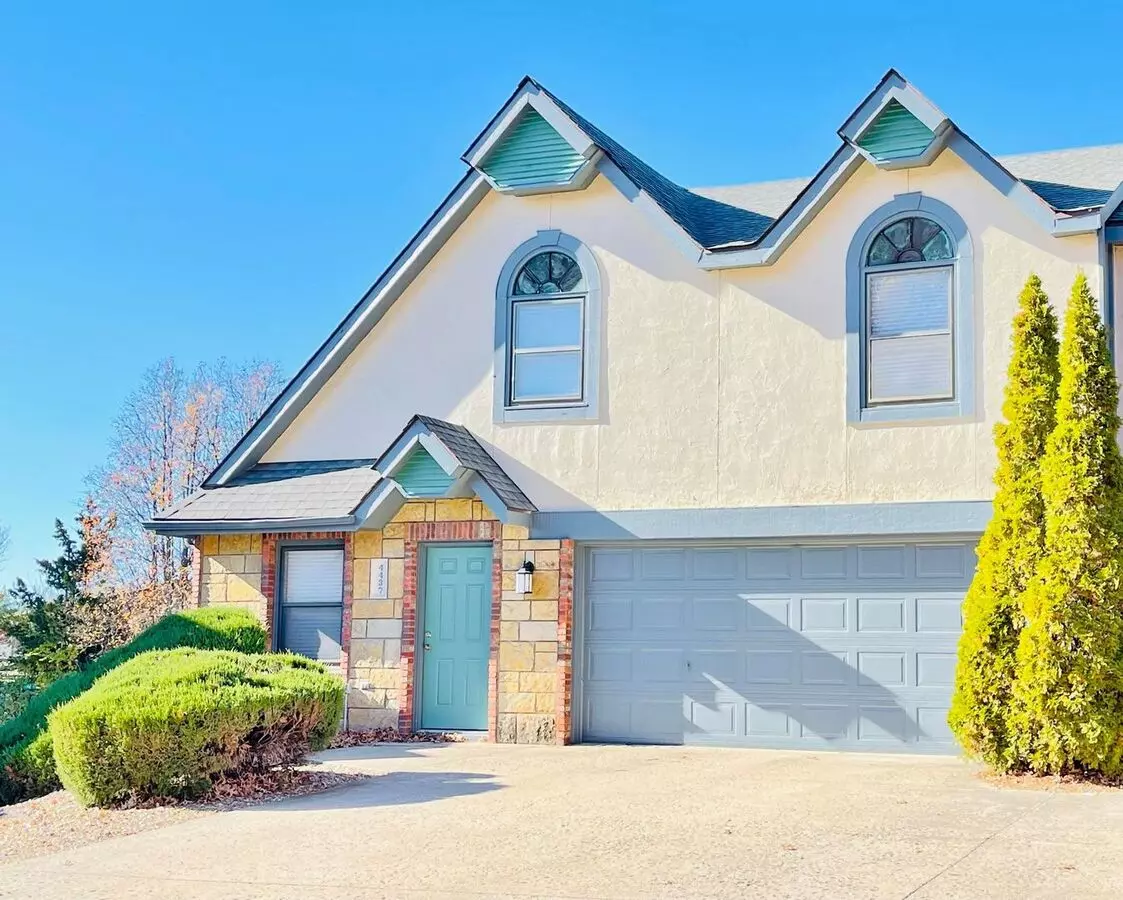 Stone Meadows South House for rent in Lawrence, KS
