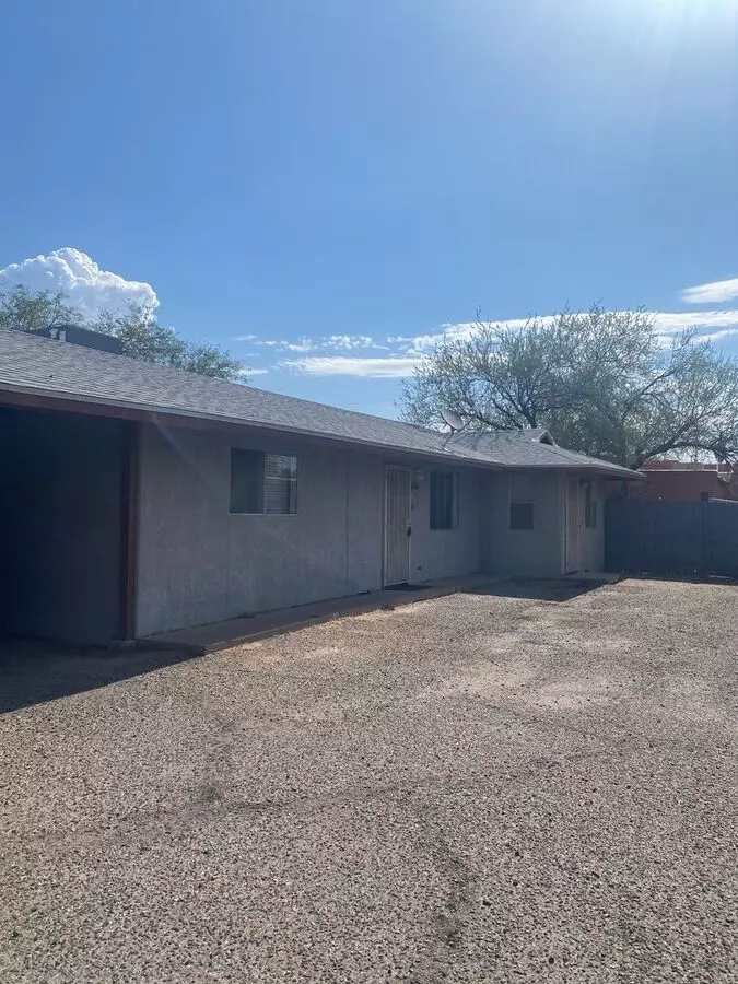 Sparkman Triplex Apartment for rent in Tucson, AZ