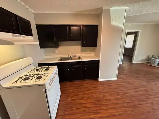 203 N Rogers Apartment for rent in Jonesboro, AR