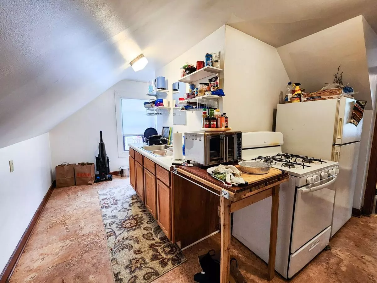 2644 E. Lawn Ct. Apartment for rent in Madison, WI