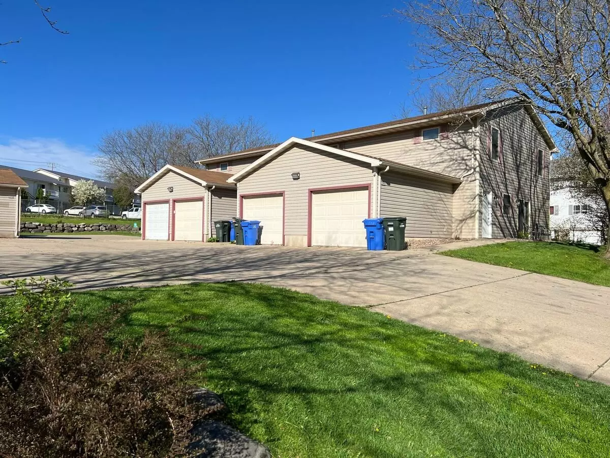 2948 King James Way Apartment for rent in Fitchburg, WI
