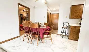 3 of 19 16 W Klubertanz Apartment for rent in Sun Prairie, WI