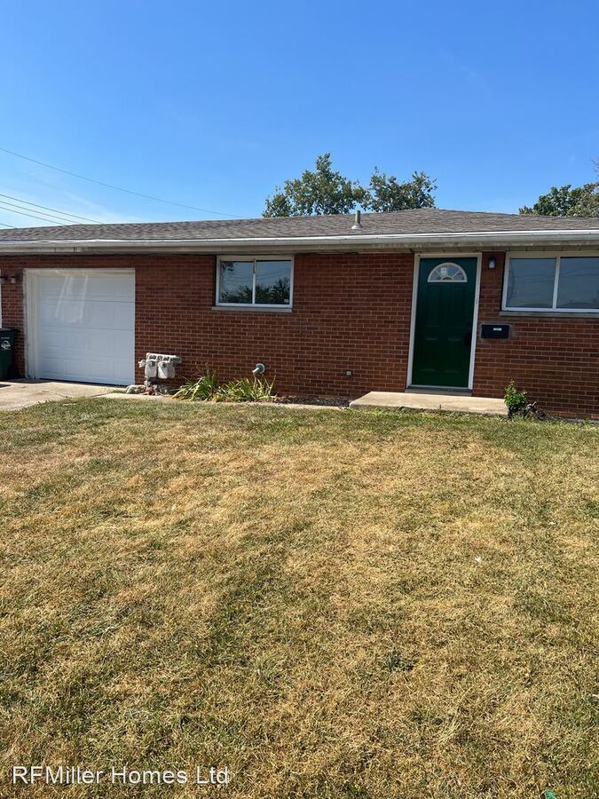 920922 Lamberton St Middletown, OH Apartment for Rent