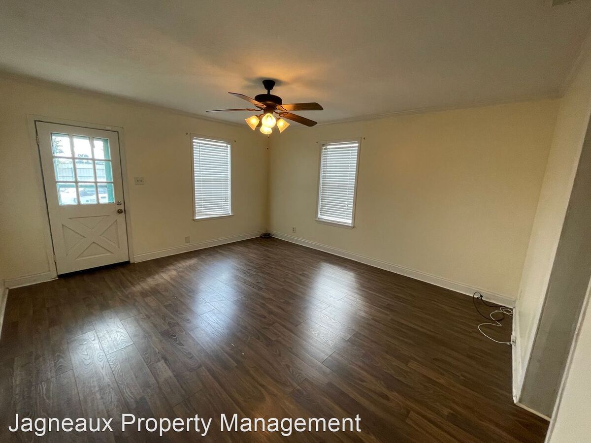 518 Cherry St Sulphur, LA House for Rent Rentable