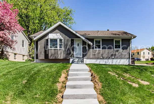 $200 Off Rent For Active Military! Pristine 4 Bedroom / 2 Bathroom Home | West Omaha Apartment for rent in Omaha, NE