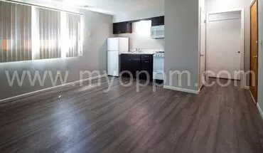 2 of 12 Alansco 1016 N 47 Ave Apartment for rent in Omaha, NE