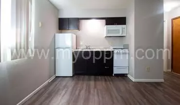 3 of 12 Alansco 1016 N 47 Ave Apartment for rent in Omaha, NE