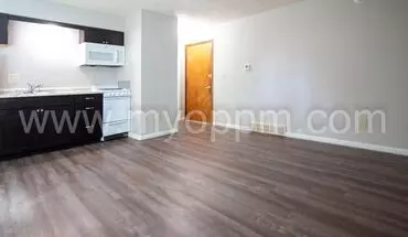 4 of 12 Alansco 1016 N 47 Ave Apartment for rent in Omaha, NE