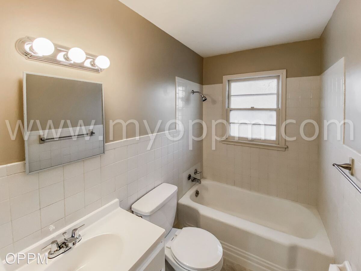 3712 N 41 St Omaha, NE House for Rent Rentable