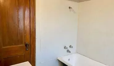 3 of 11 3104 N 22nd St Apartment for rent in Omaha, NE