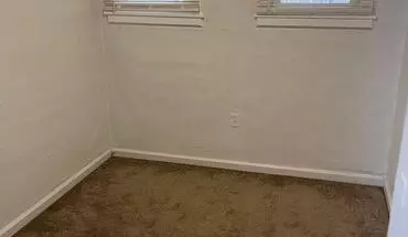 4 of 8 840 NW 5th St House for rent in Grants Pass, OR