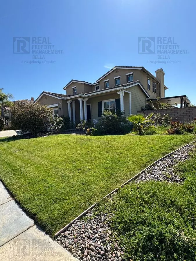 Generous 4-bed Temecula Home On Corner Lot With Full Downstairs Suite & Spacious Layout House for rent in Temecula, CA