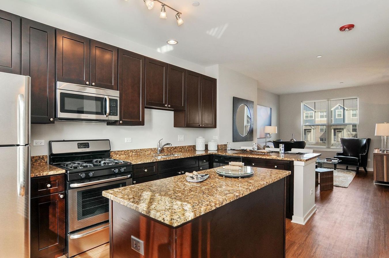 The Residences of Orland Park Crossing Apartments Orland Park, IL