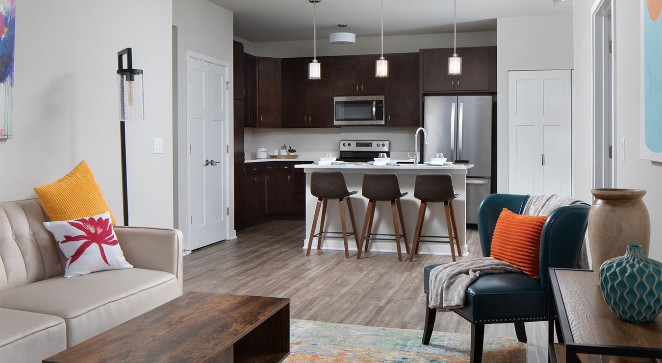 Reserve Randall Road Apartments West Dundee, IL Rentable