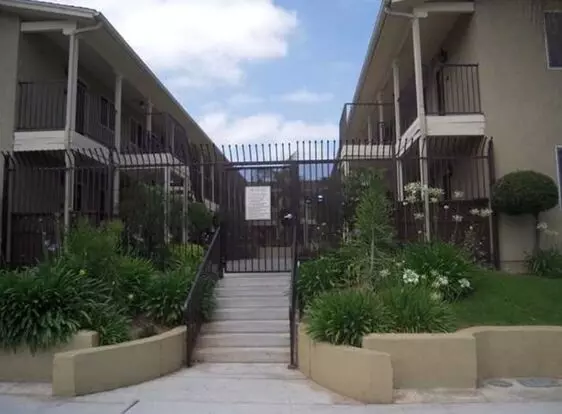 Affordable 1st Floor Condo & Patio Yard! Apartment for rent in National City, CA