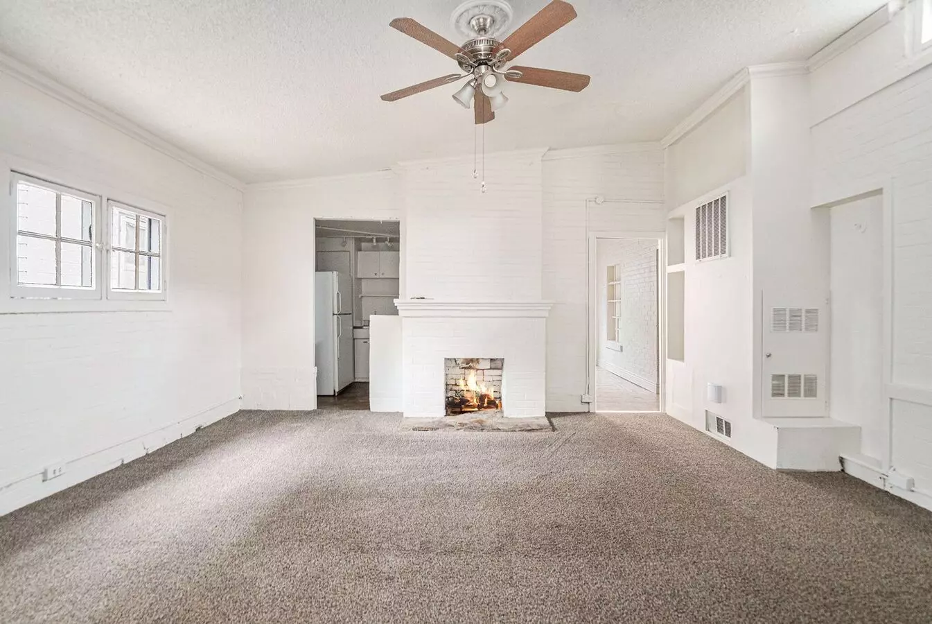 2 Br Carriage Home 3 Blocks From Cheesman Park! House for rent in Denver, CO
