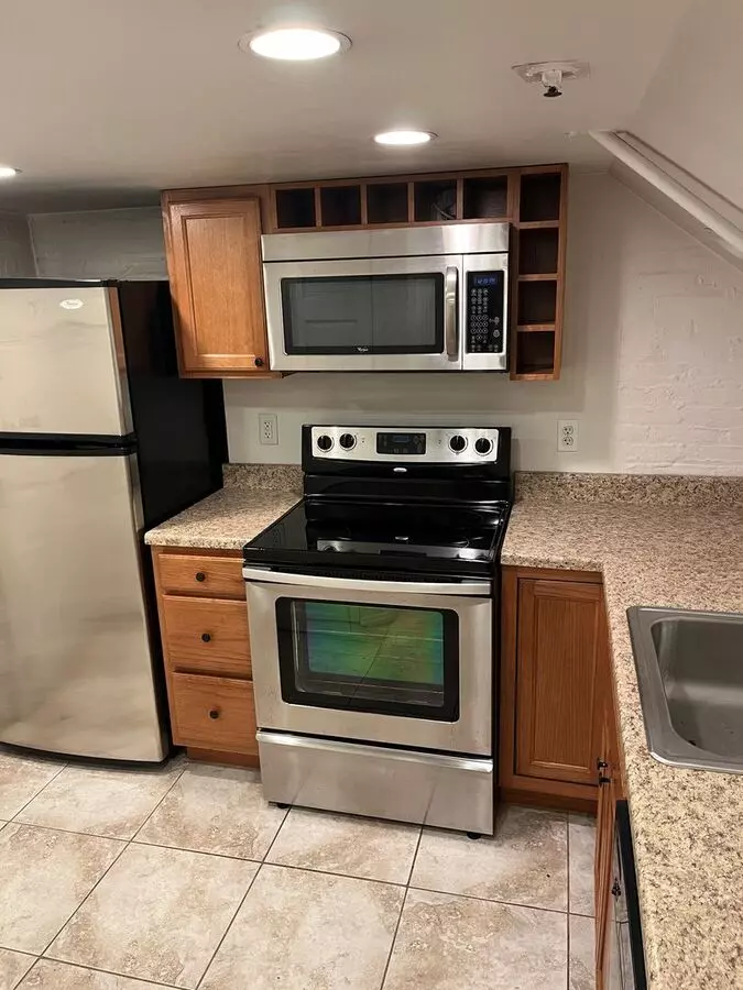 Redeemer House Apartment for rent in Baltimore, MD