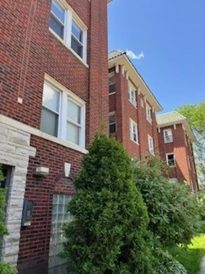 7334-7342 Randolph Apartment for rent in Forest Park, IL