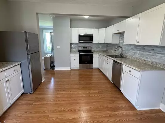 141 Laurel St Apartment for rent in Manchester, NH 141 Laurel St Apartment for rent in Manchester, NH
