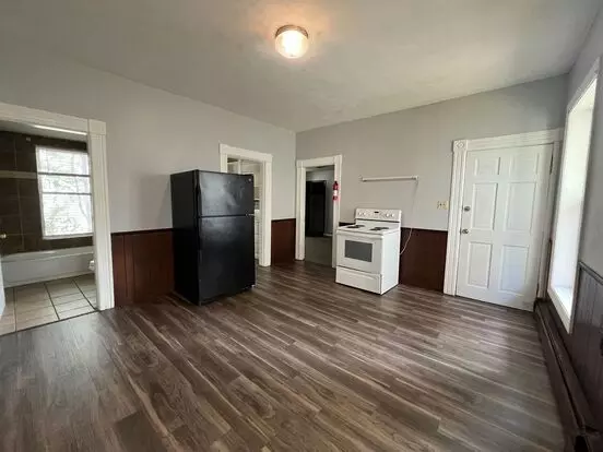 145 Pine St Apartment for rent in Manchester, NH