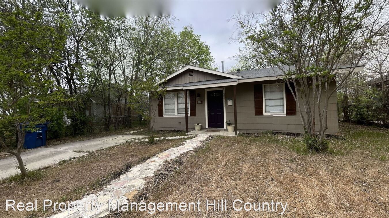 137 Dean St San Antonio, TX House for Rent Rentable