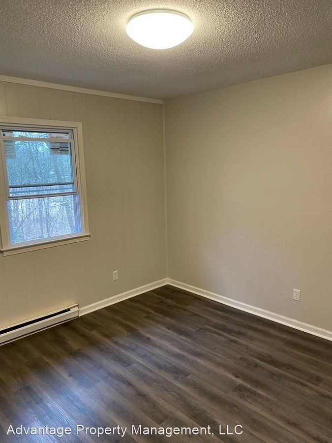 706 Railroad St Thomasville, NC Apartment for Rent Rentable