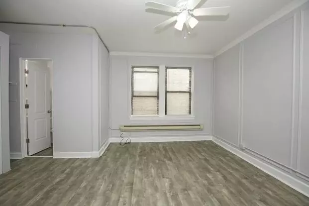4735 Beacon Apartment for rent in Chicago, IL 4735 Beacon Apartment for rent in Chicago, IL