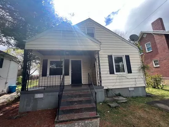 1810 Mercer 2+ Bedroom, 1 Bath $1395 Apartment for rent in Roanoke, VA 1810 Mercer 2+ Bedroom, 1 Bath $1395 Apartment for rent in Roanoke, VA