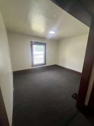 639 E 5TH Apartment for rent in Erie, PA