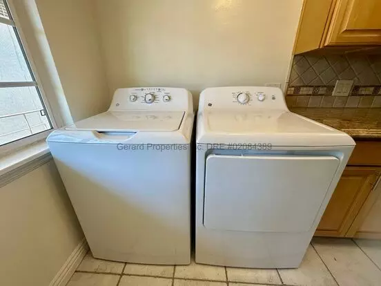Wallace 1922 Apartment for rent in Costa Mesa, CA