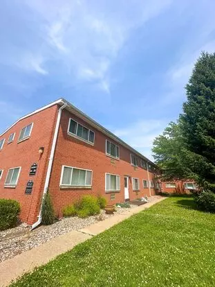 Four Court Apartments Apartment for rent in Quincy, IL Four Court Apartments Apartment for rent in Quincy, IL