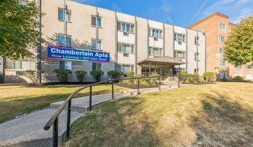 Chamberlain I &amp; II Apartments Apartment for rent in Dayton, OH