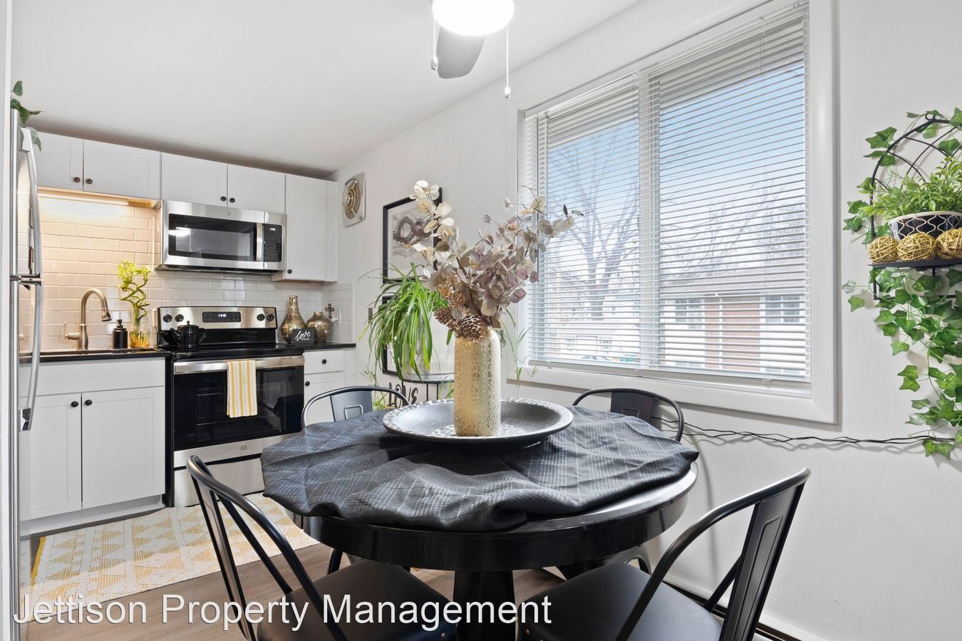 188 Stonewood Ave Rochester, NY Apartment for Rent Rentable