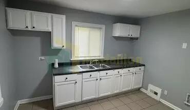 4 of 17 Stylish 4br/2ba Home With Modern Updates & Finished Basement House for rent in Chicago, IL