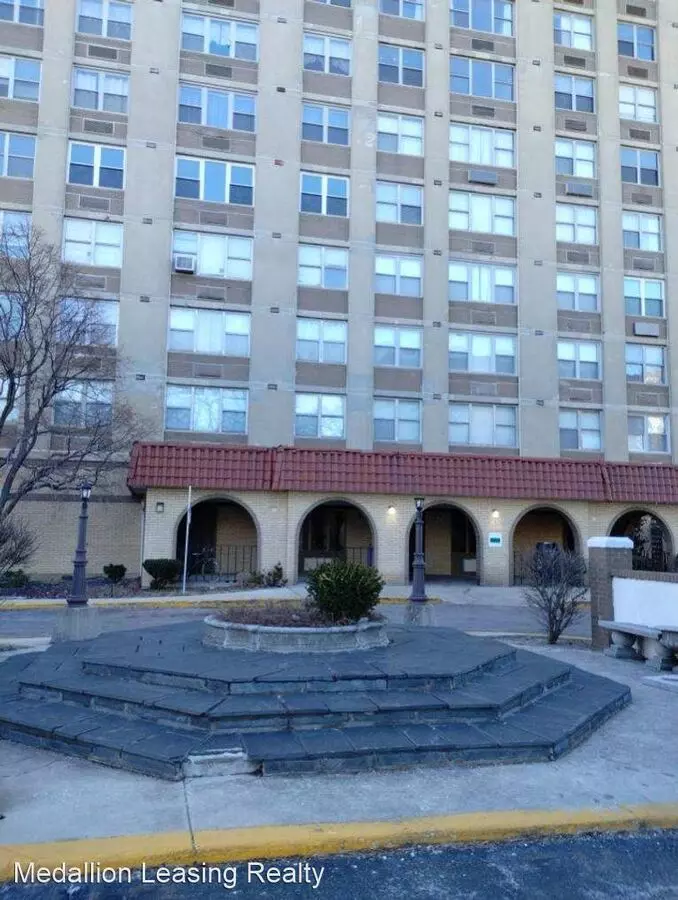 4300 W Frd House for rent in Chicago, IL