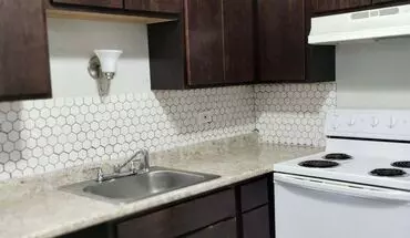 4 of 13 4300 W Frd House for rent in Chicago, IL