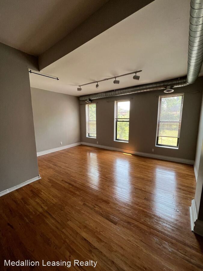1875 (1877) N Milwaukee Ave Chicago, IL Apartment for Rent