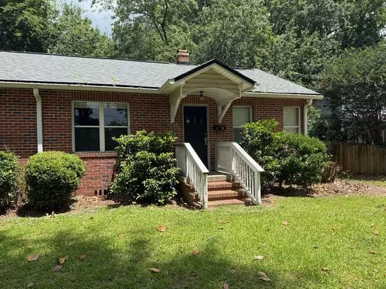 Ap- Cherry Laurel 1130/32 Apartment for rent in Tallahassee, FL