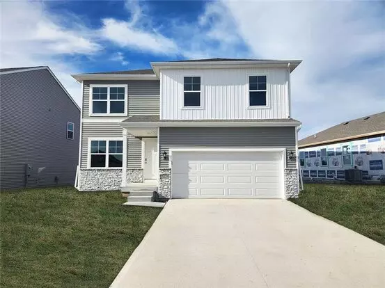 "cyclist's Paradise: Spacious 2-story Home Near Great Western Bike Trail!" Apartment for rent in West Des Moines, IA "cyclist's Paradise: Spacious 2-story Home Near Great Western Bike Trail!" Apartment for rent in West Des Moines, IA