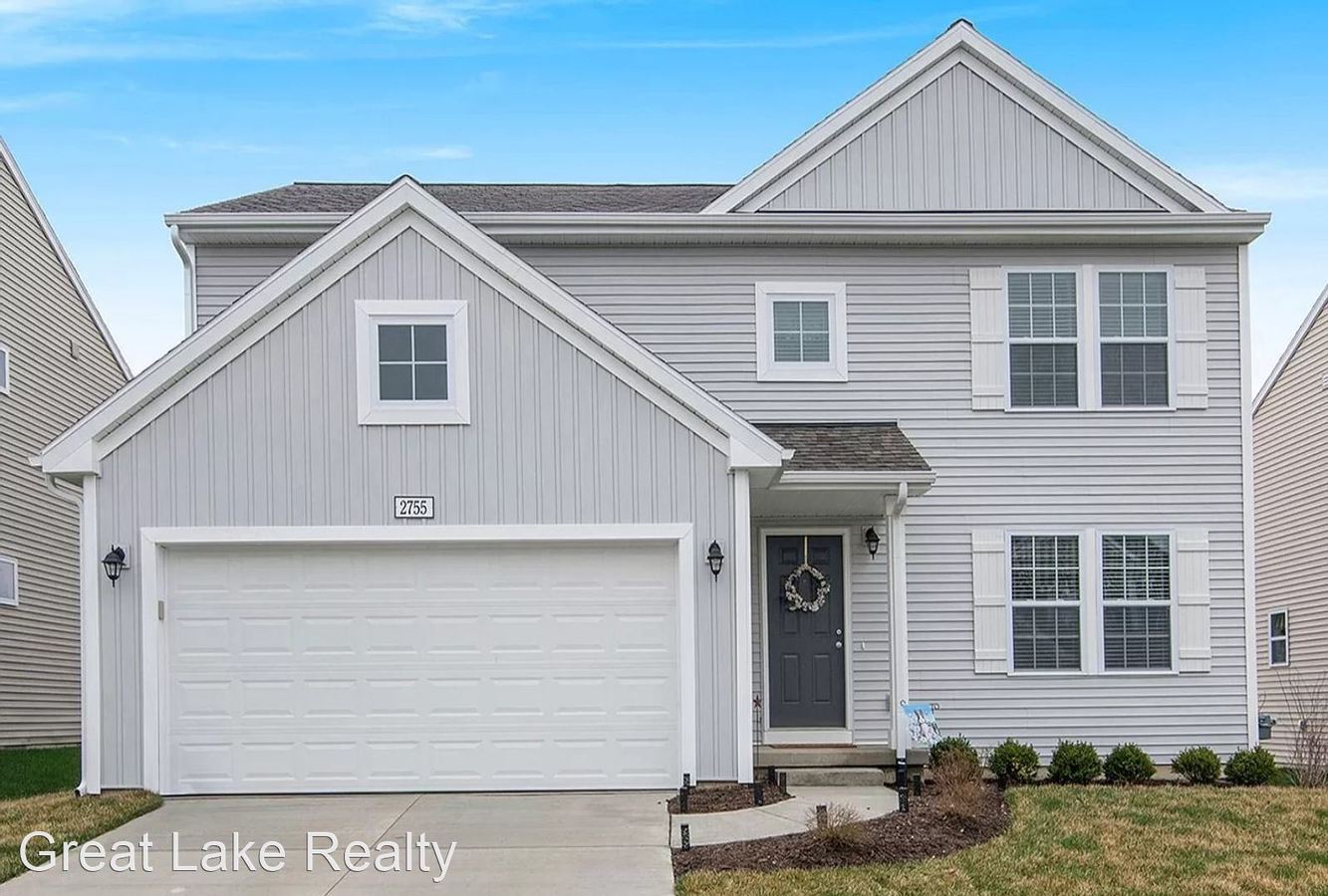 2759 Au Gres River Dr Fowlerville, MI House for Rent