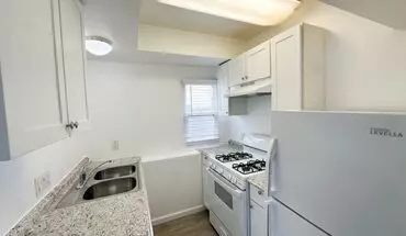 3 of 10 1br/1ba Apartment Across From The Beach! Apartment for rent in Oceanside, CA