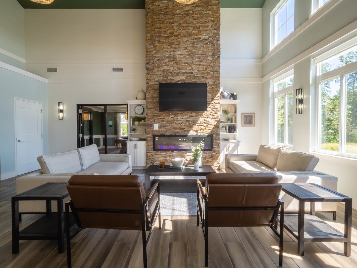 The Edgebrook Residences Apartments Merrimack, NH Rentable